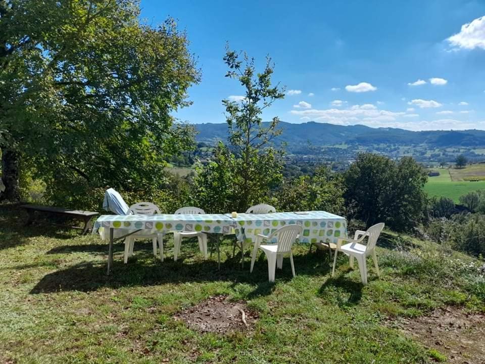 Les Coteaux De Planeze, Chambre Pour 2, 3 Ou Famille Nombreuse 2 Adultes 5 Enfants Et Jeunes Belmont-Bretenoux Экстерьер фото