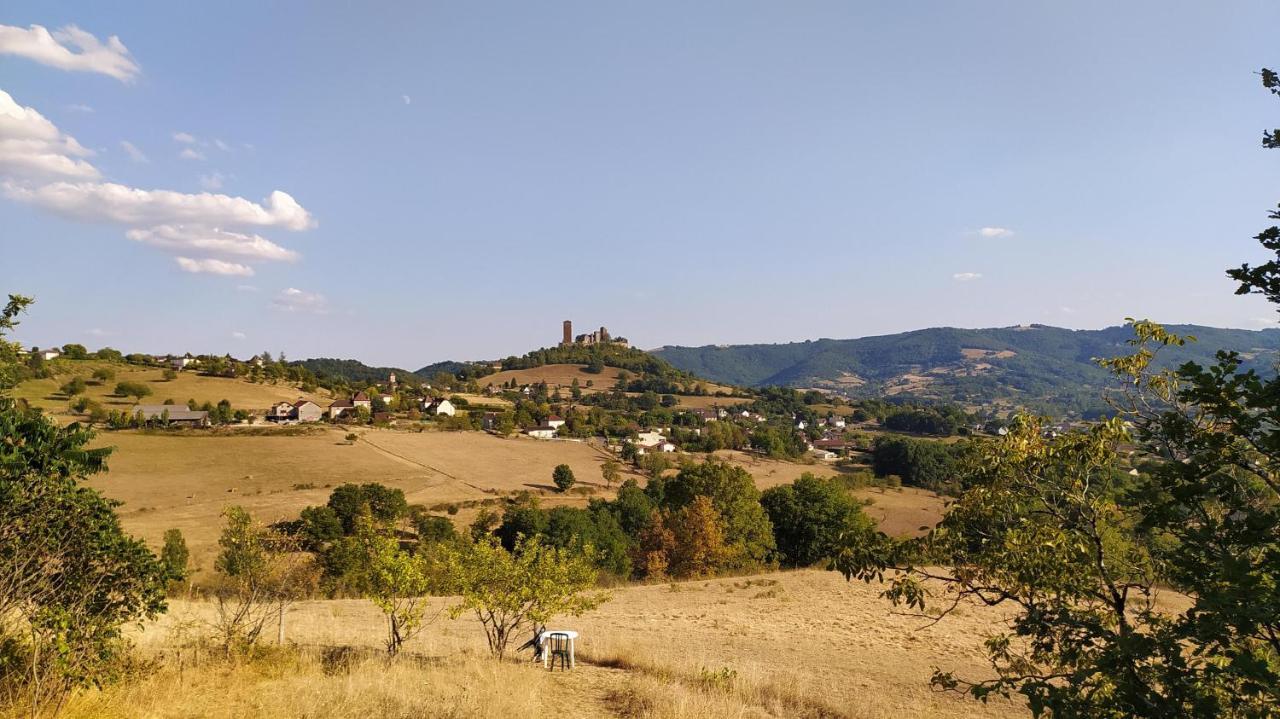 Les Coteaux De Planeze, Chambre Pour 2, 3 Ou Famille Nombreuse 2 Adultes 5 Enfants Et Jeunes Belmont-Bretenoux Экстерьер фото