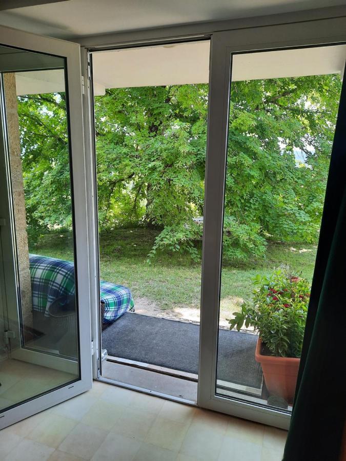 Les Coteaux De Planeze, Chambre Pour 2, 3 Ou Famille Nombreuse 2 Adultes 5 Enfants Et Jeunes Belmont-Bretenoux Экстерьер фото
